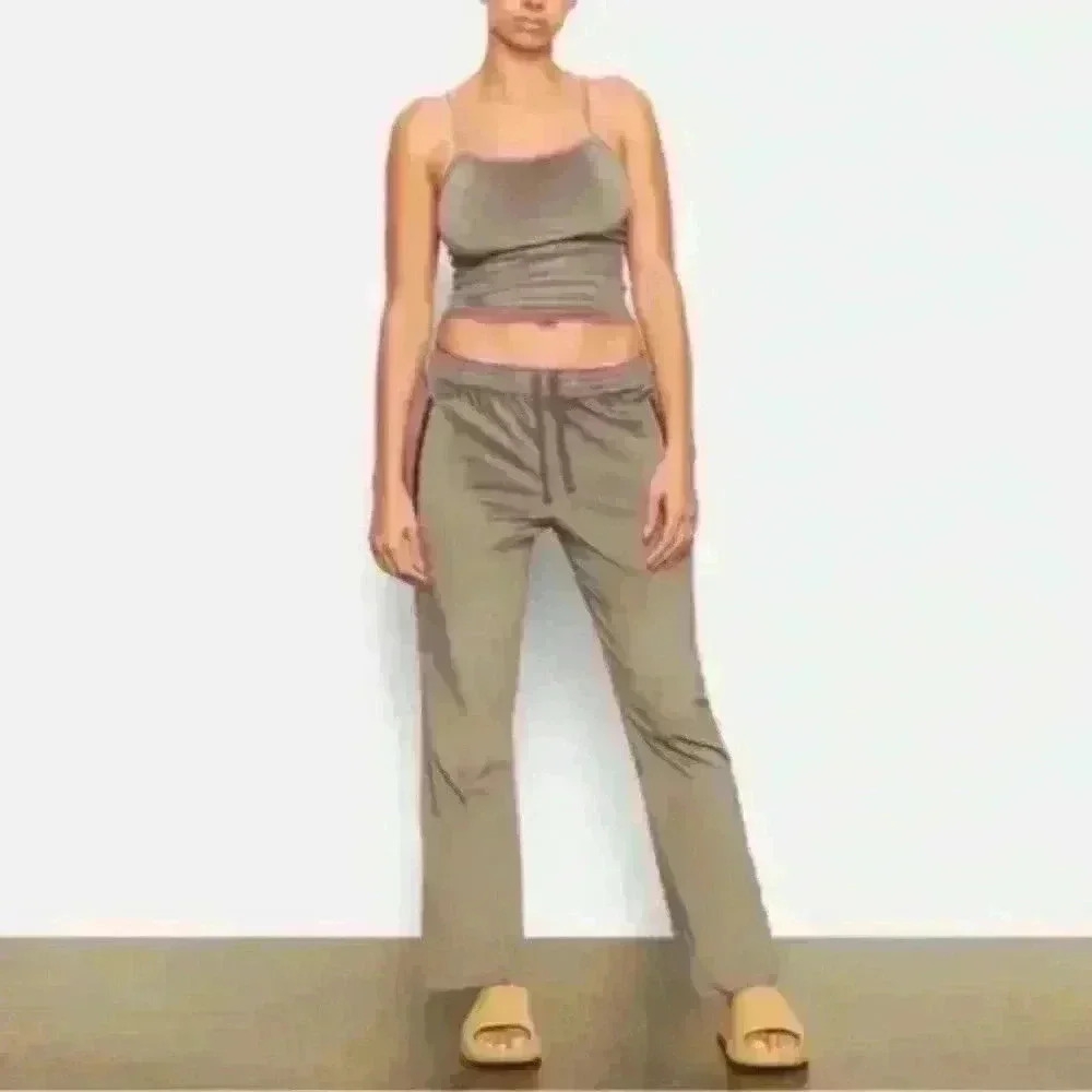 SKIMS VELOUR Wide Leg Track PANTS In Gunmetal Size Medium